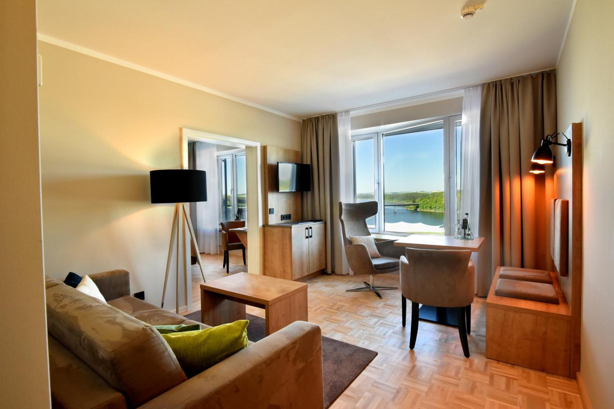 Bio-Seehotel Zeulenroda מראה חיצוני תמונה