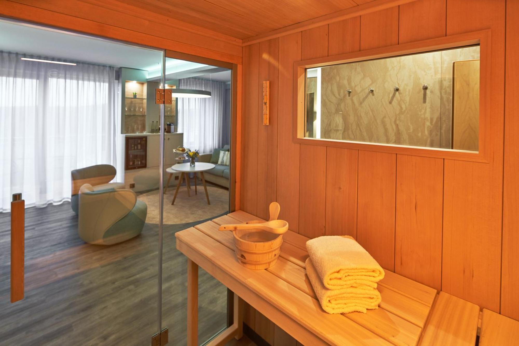 Bio-Seehotel Zeulenroda מראה חיצוני תמונה